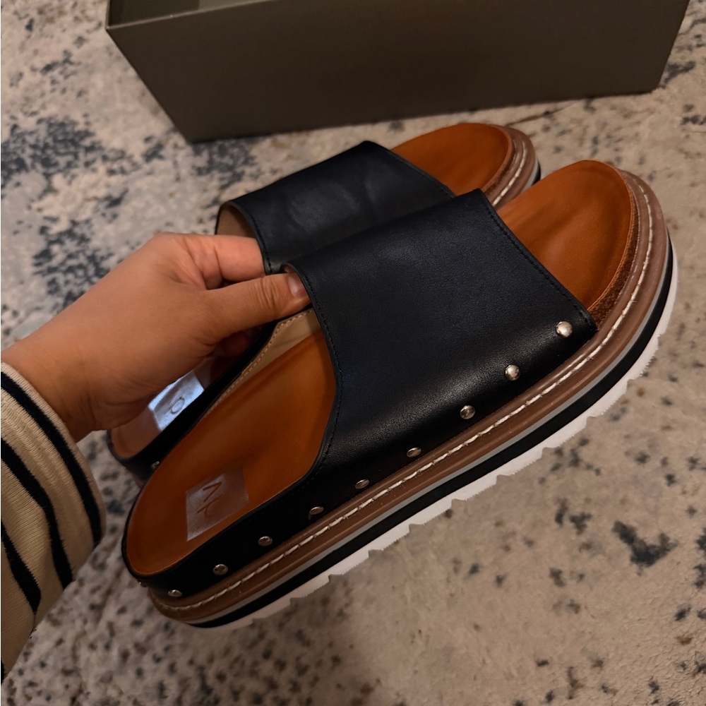 DV by Dolce Vita Black and Brown Sandals